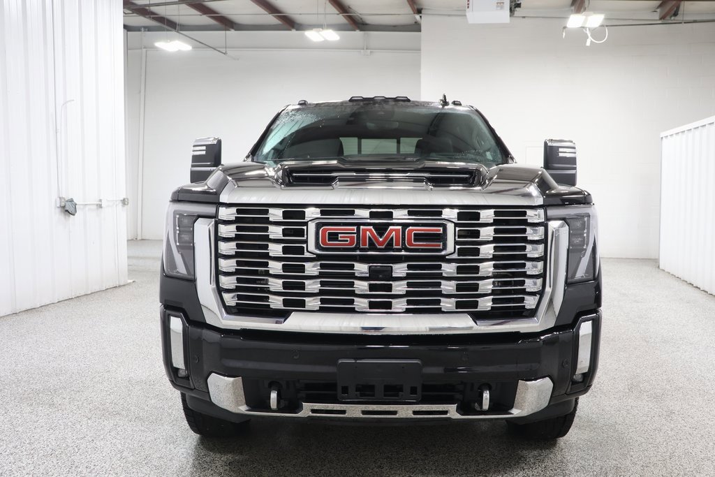 2024 Gmc Sierra 2500 HD Denali photo 3