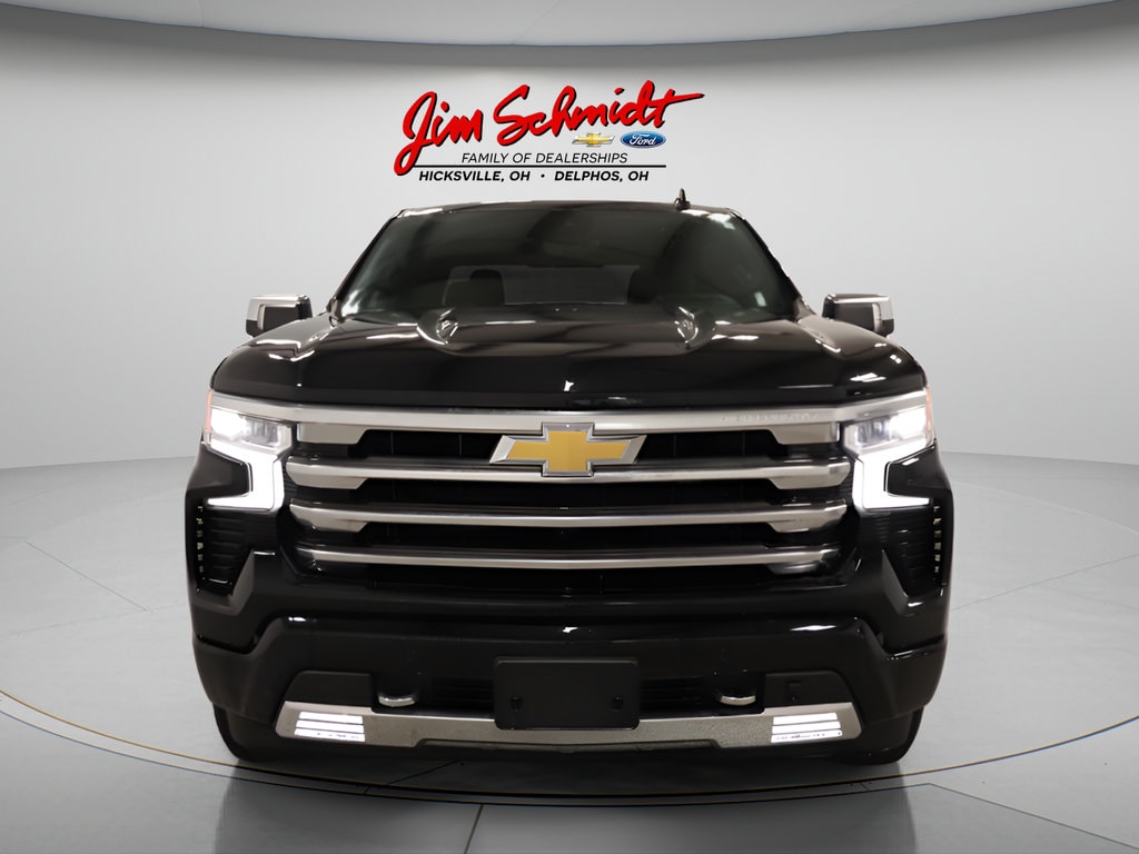 Used 2025 Chevrolet Silverado 1500 High Country Truck Crew Cab
