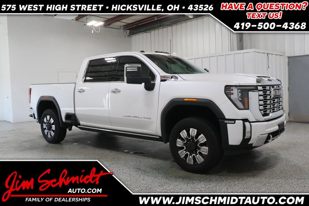 2024 GMC Sierra 2500HD Denali's photo