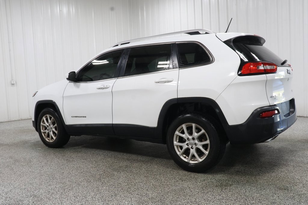 2015 Jeep Cherokee Latitude photo 3