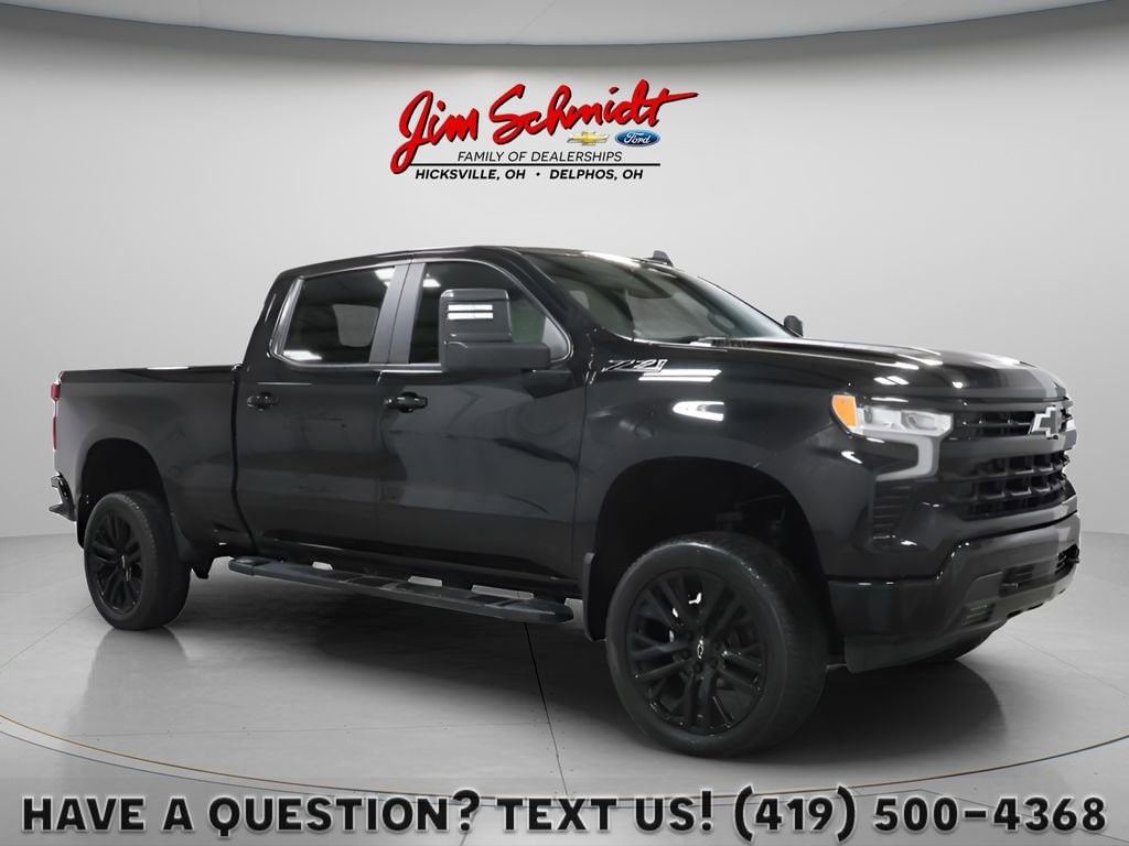 2024 Chevrolet Silverado 1500 RST 4WD Crew Cab Short Box's photo