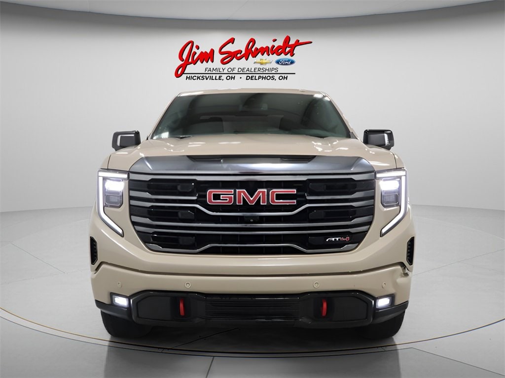 Used GMC Trucks & SUVs in Hicksville | Jim Schmidt Chevrolet of