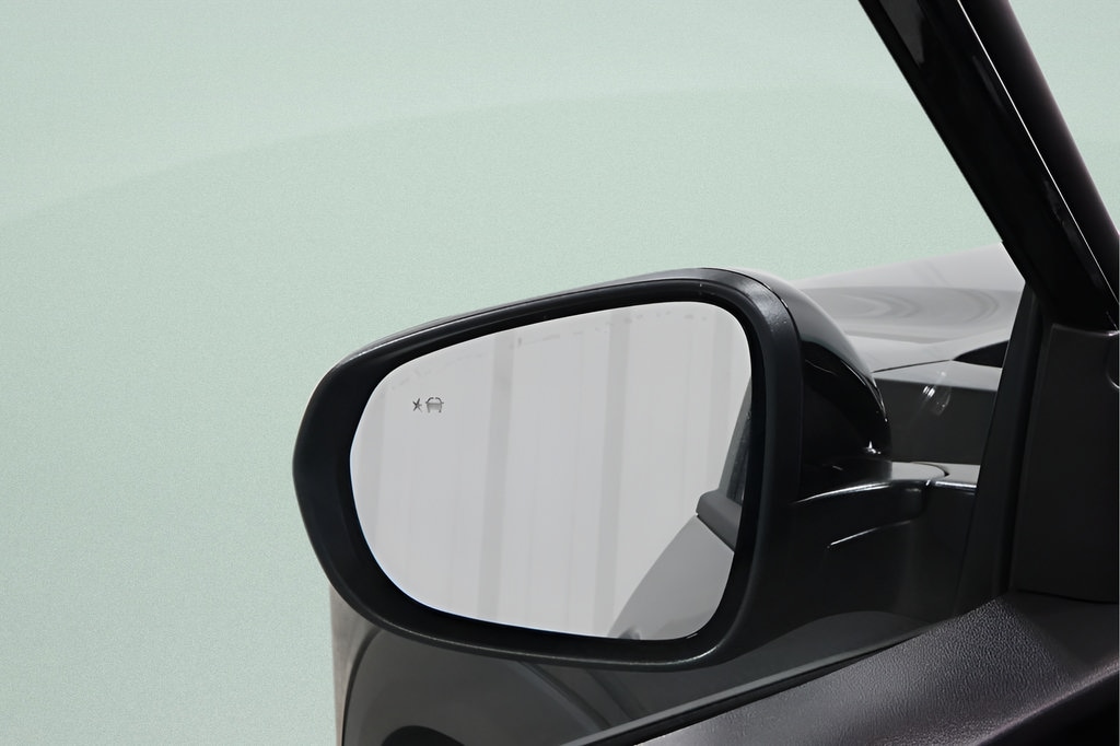 2026 Chevrolet Trax LT - Photo 21