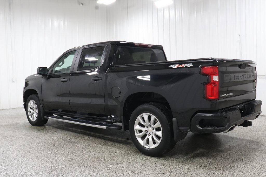 2021 Chevrolet Silverado 1500 Custom photo 4