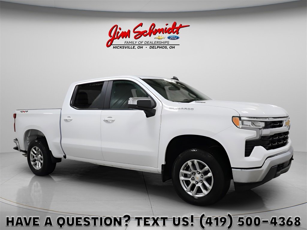 2026 Chevrolet Silverado LT's photo