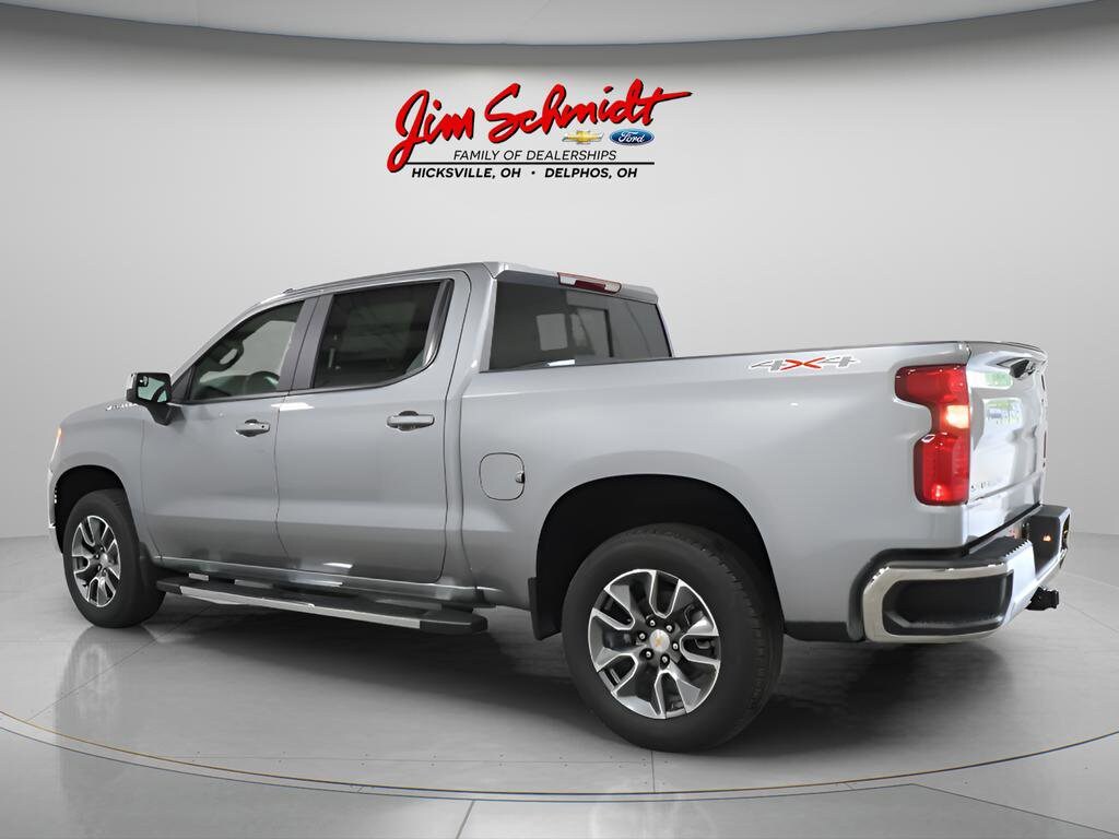2026 Chevrolet Silverado 1500 LT - Photo 4