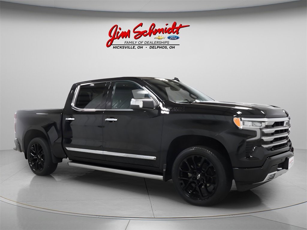 2024 Chevrolet Silverado 1500 High Country's photo