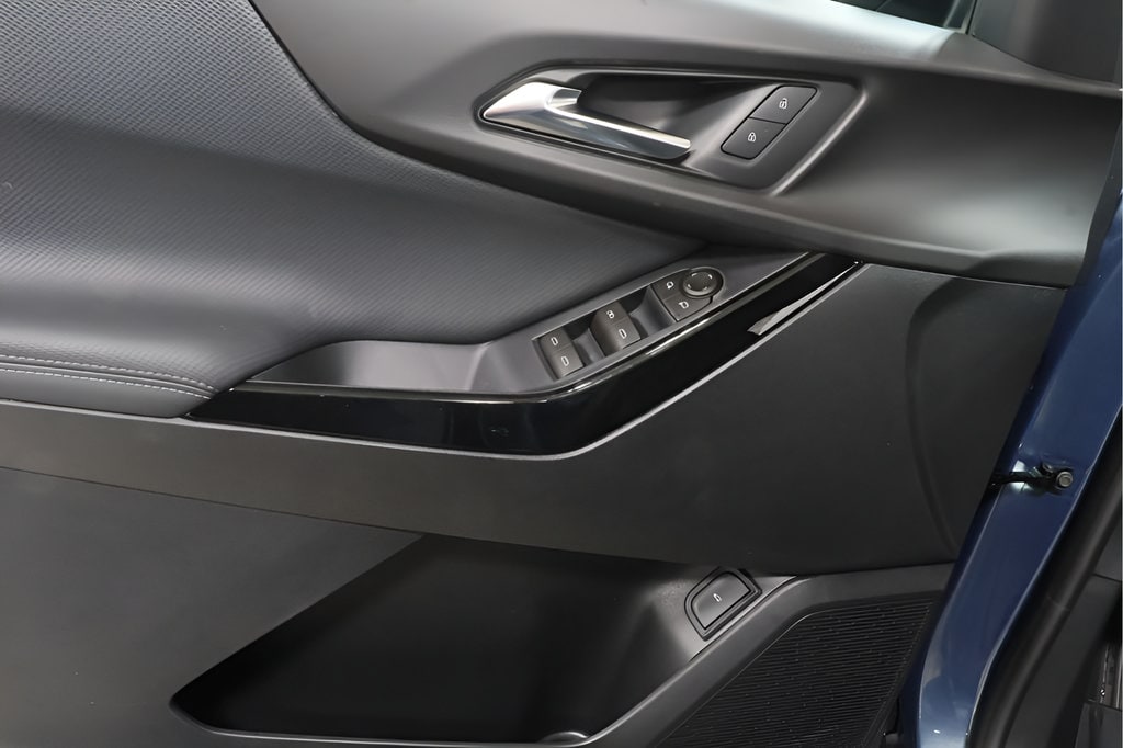 2026 Chevrolet Equinox LT - Photo 22