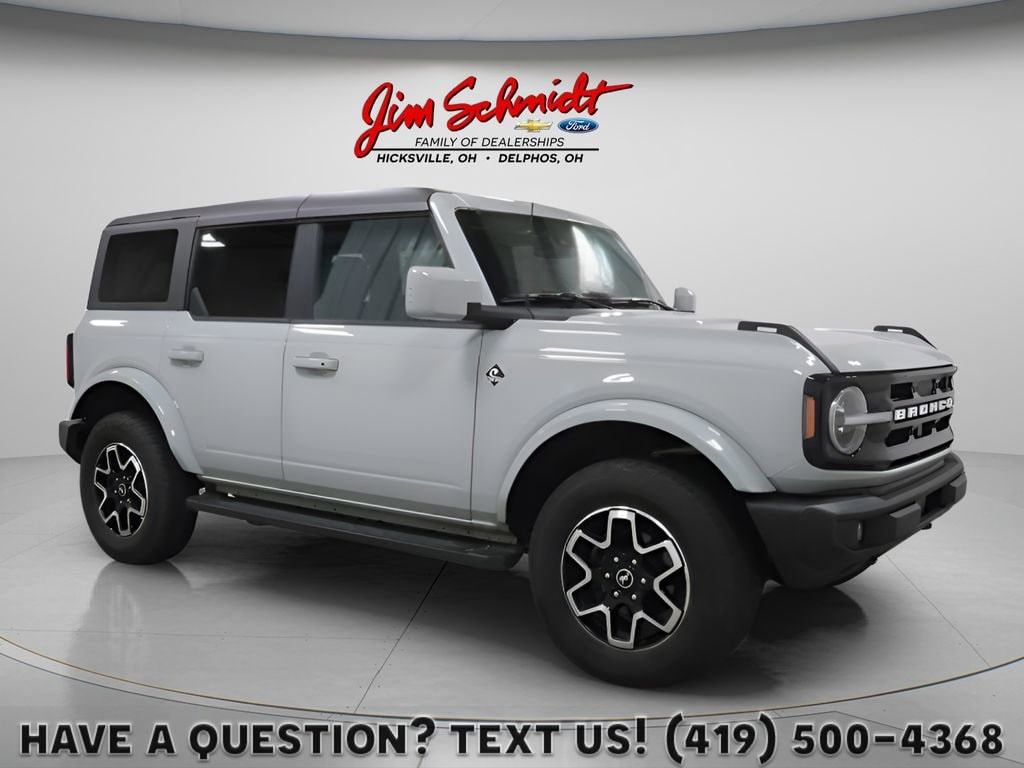 2023 Ford Bronco Outer Banks 4x4's photo