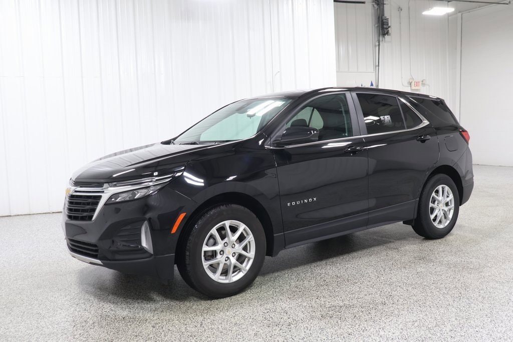 Used 2023 Chevrolet Equinox LT with VIN 3GNAXKEG7PL177795 for sale in Hicksville, OH