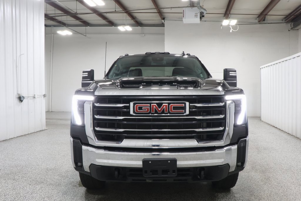 2024 Gmc Sierra 2500 HD SLE photo 3