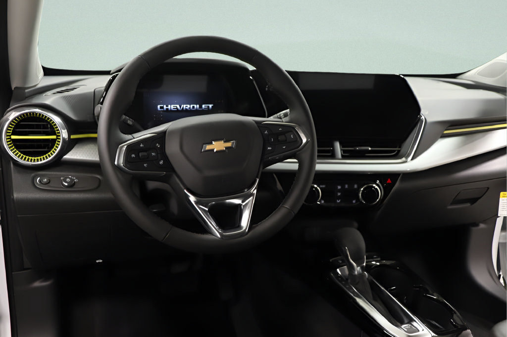 2026 Chevrolet Trax LT - Photo 8