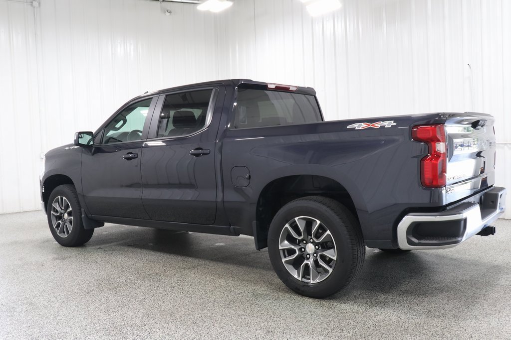 2022 Chevrolet Silverado 1500 LT photo 4