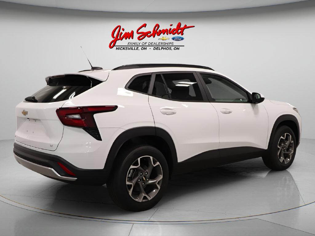 2026 Chevrolet Trax LT - Photo 6