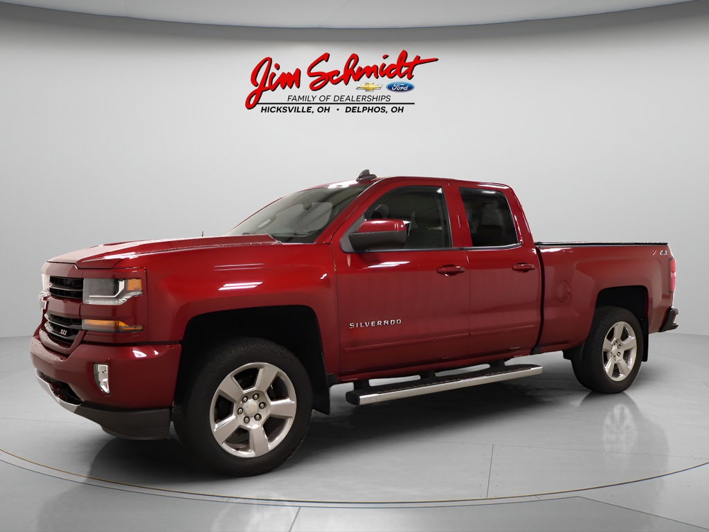 Used 2018 Chevrolet Silverado 1500 LT Z71 with VIN 1GCVKREC0JZ222445 for sale in Hicksville, OH