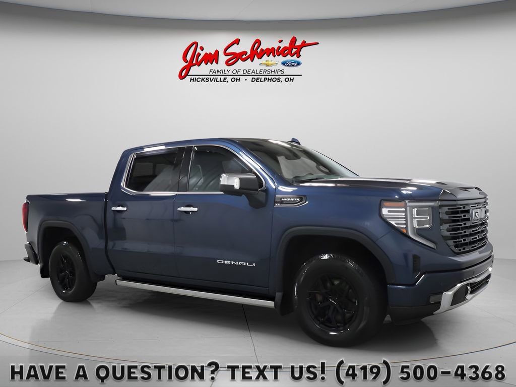 2023 GMC Sierra Denali Ultimate 4WD Crew Cab Short Box's photo