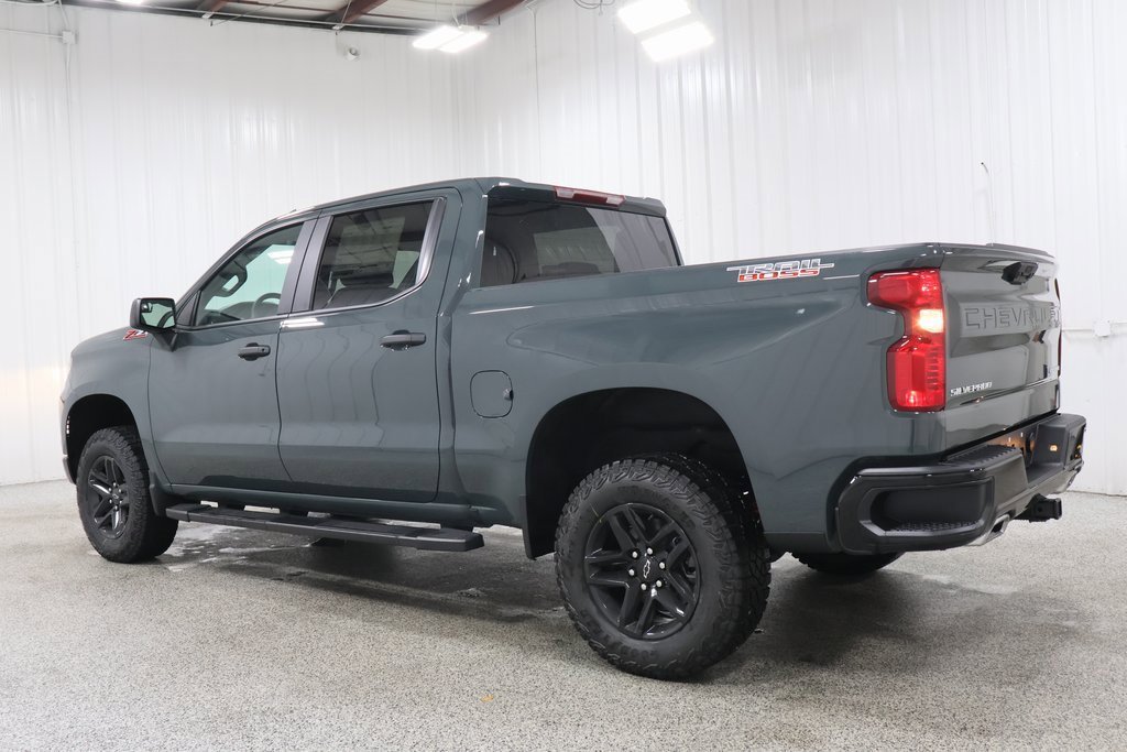 2026 Chevrolet Silverado 1500 Custom Trail Boss photo 4
