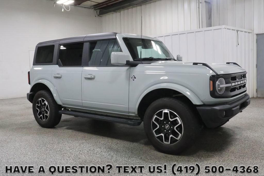 2023 Ford Bronco Outer Banks 4x4's photo