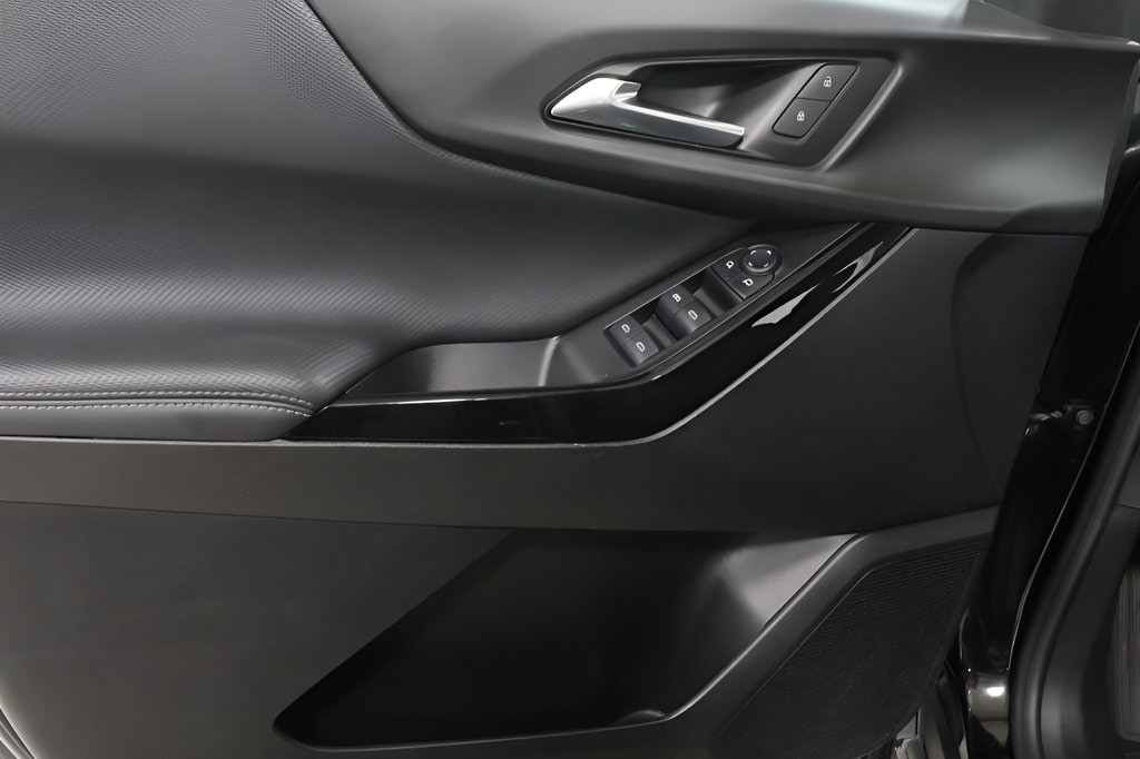2025 Chevrolet Equinox LT - Photo 22