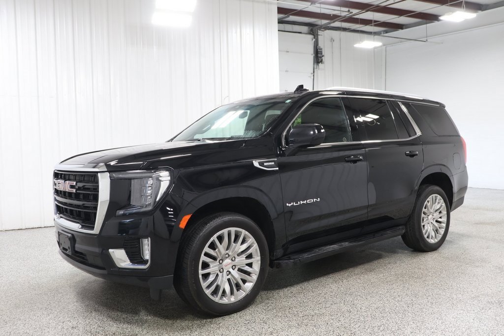 2023 Gmc Yukon SLE photo 2