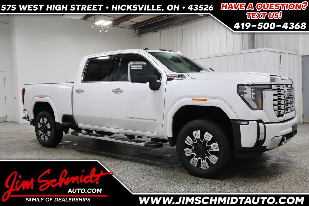2024 GMC Sierra 2500HD Denali's photo