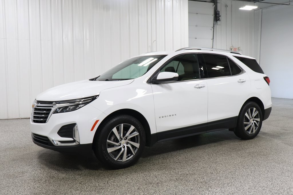 2022 Chevrolet Equinox Premier photo 2
