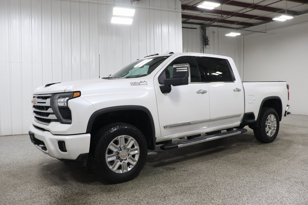 Used 2024 Chevrolet Silverado 2500HD High Country with VIN 1GC4YREY2RF442429 for sale in Hicksville, OH