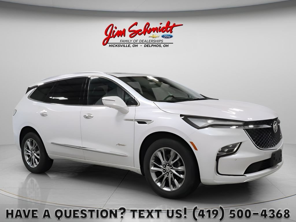2023 Buick Enclave Avenir AWD's photo