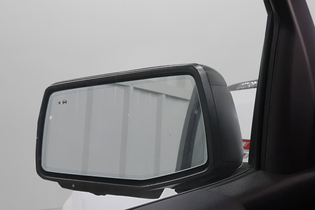 2024 Chevrolet Silverado 1500 ZR2 - Photo 22