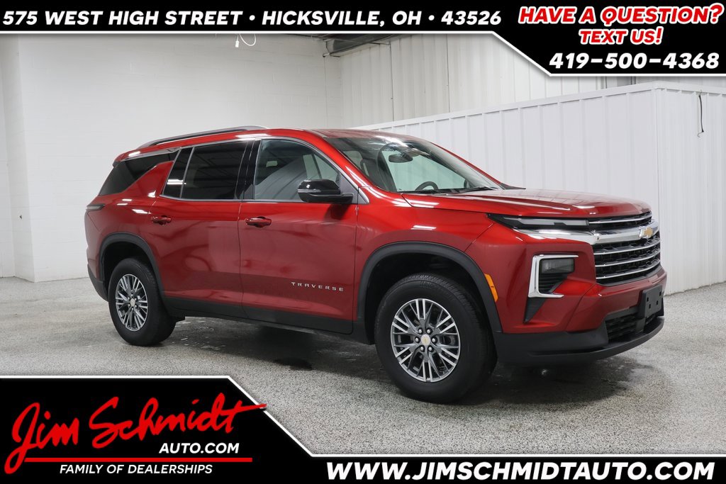 2024 Chevrolet Traverse LT's photo