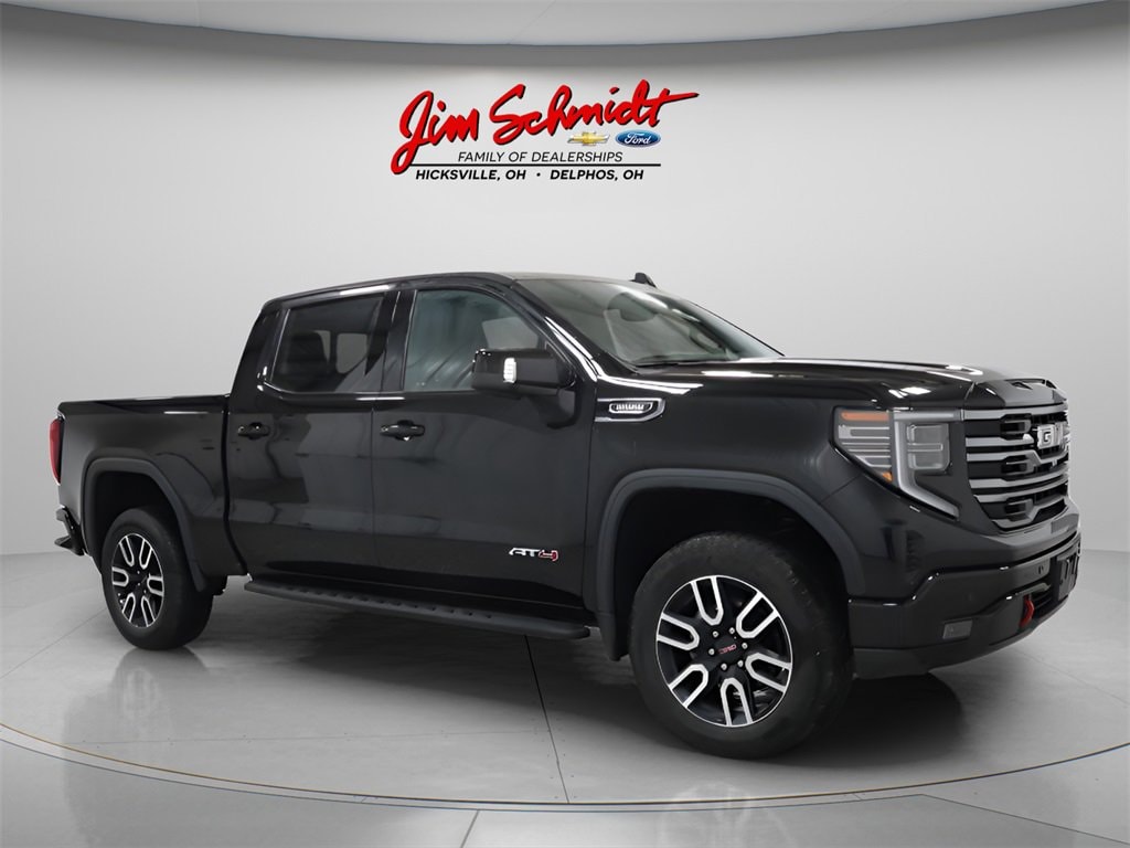 2025 GMC Sierra 1500 AT4's photo