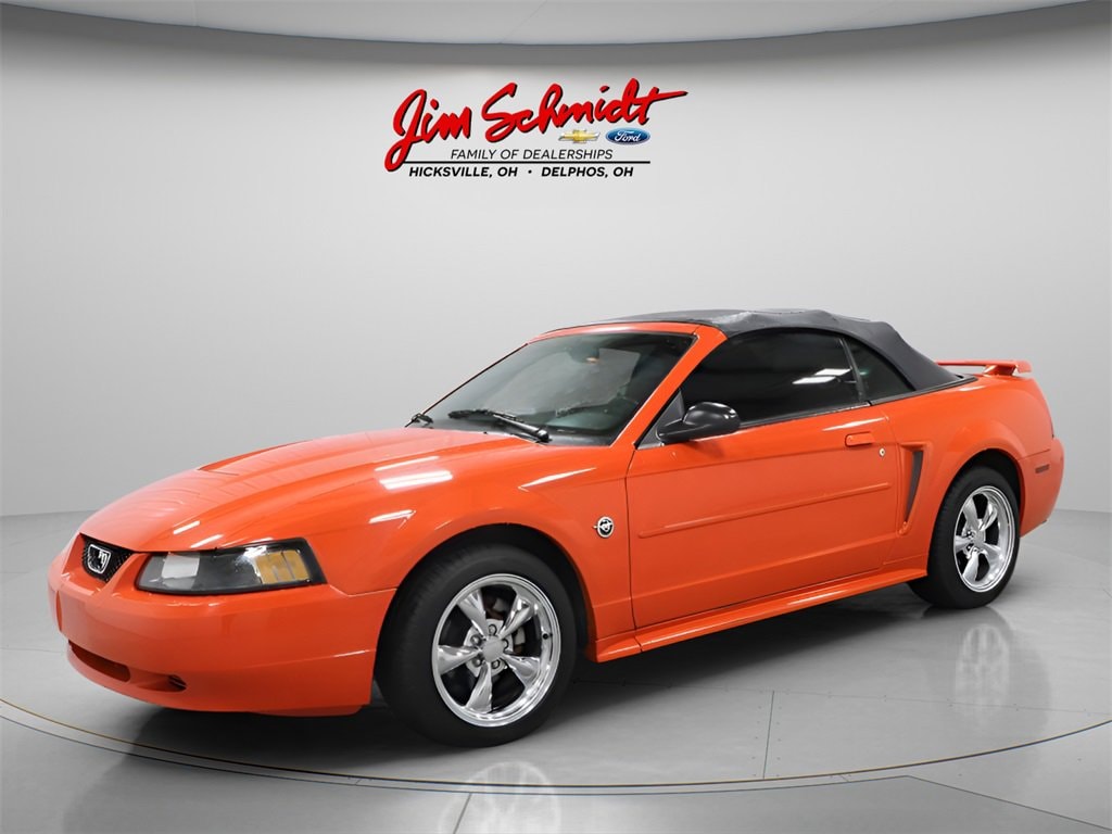 Used 2004 Ford Mustang Deluxe with VIN 1FAFP44614F237987 for sale in Hicksville, OH