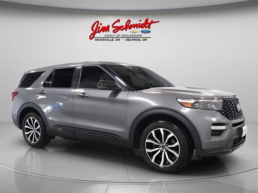2021 Ford Explorer ST's photo
