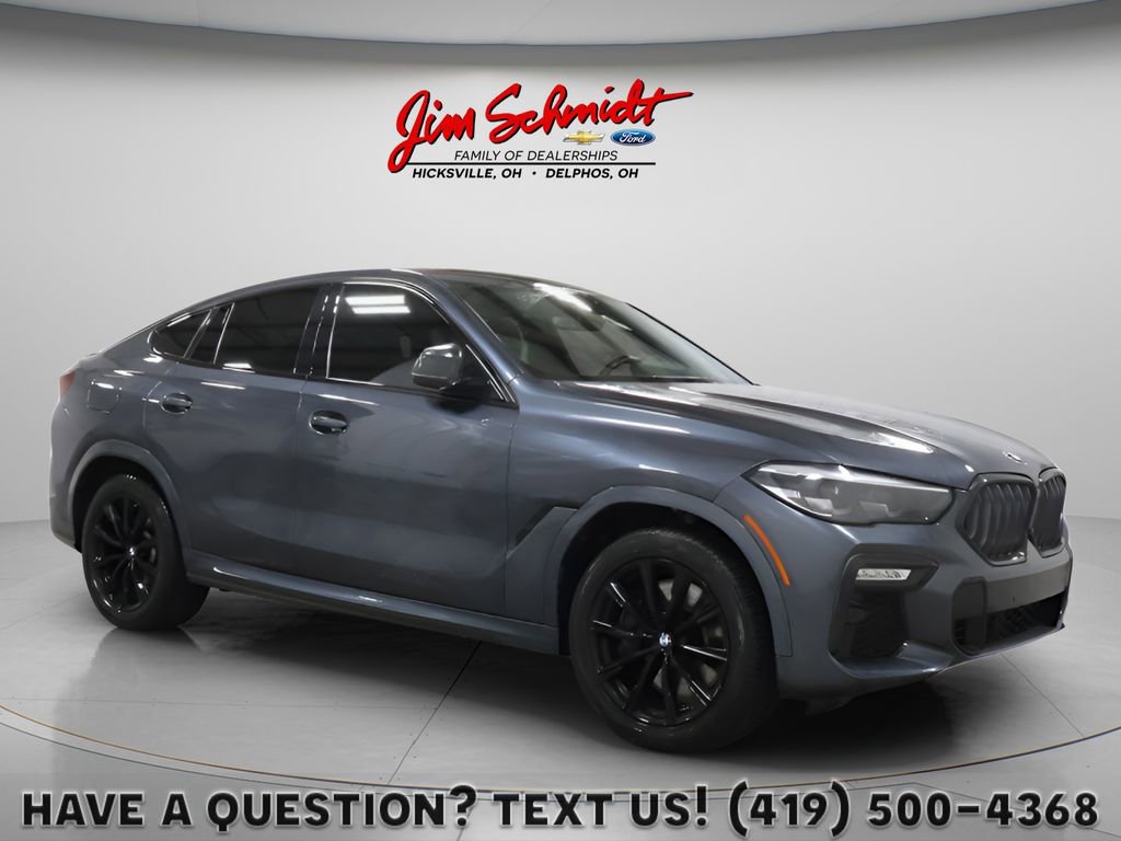 2021 BMW X6 M50i's photo