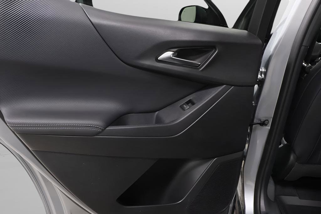 2026 Chevrolet Equinox LT - Photo 25