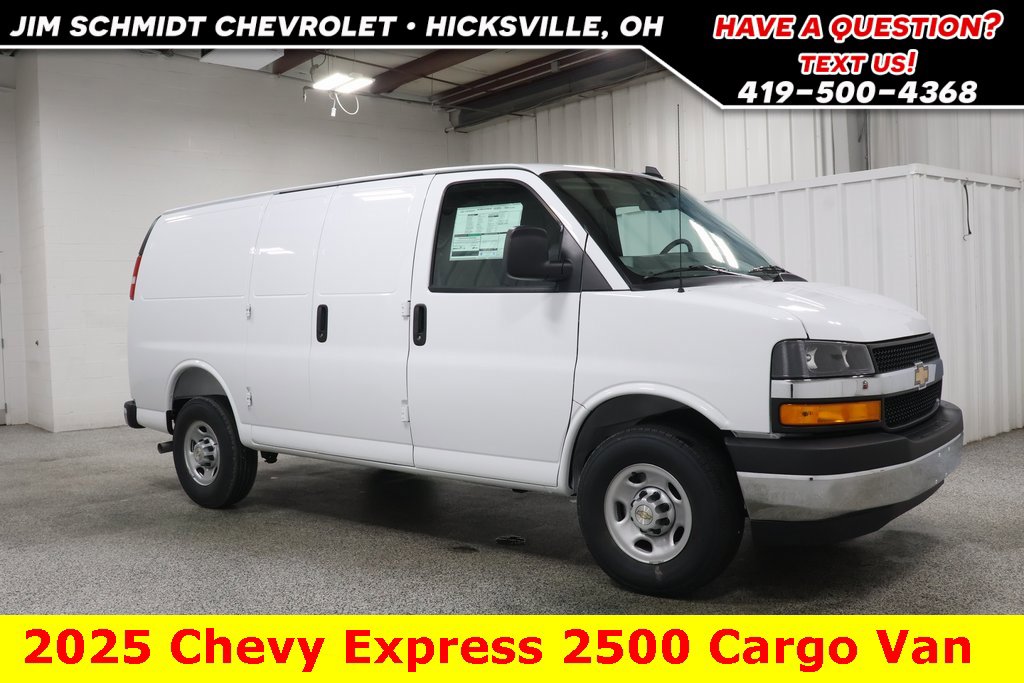 2025 Chevrolet Express Cargo Work Van's photo