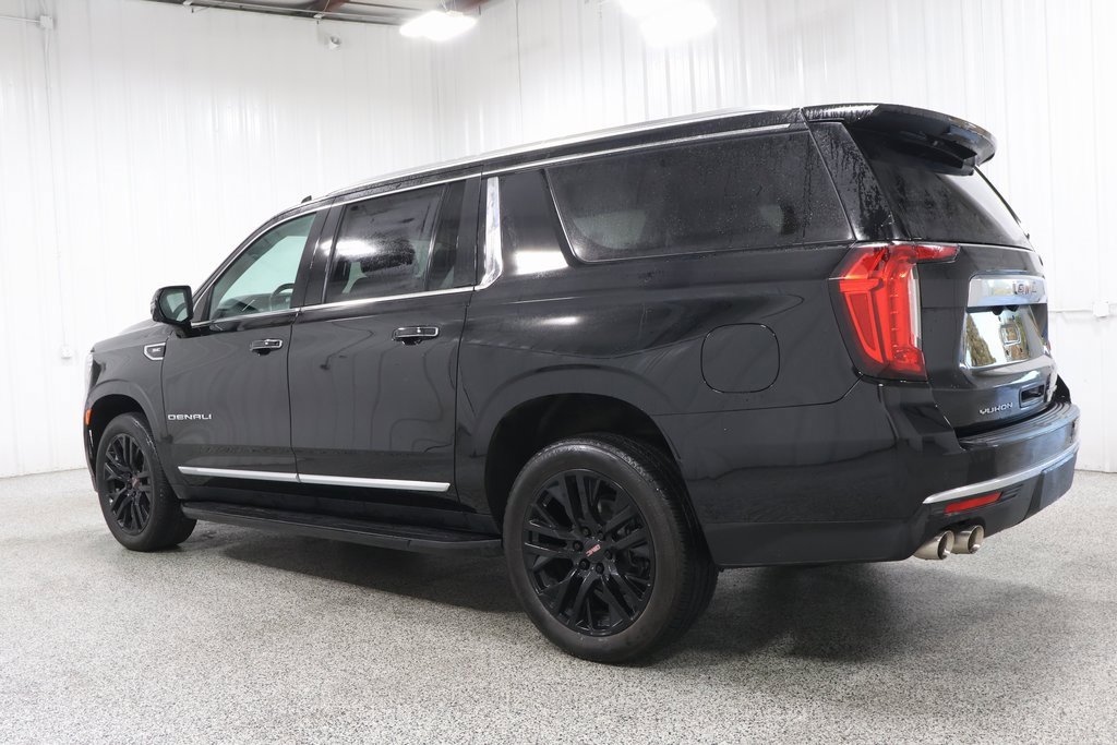 2021 Gmc Yukon XL Denali photo 3