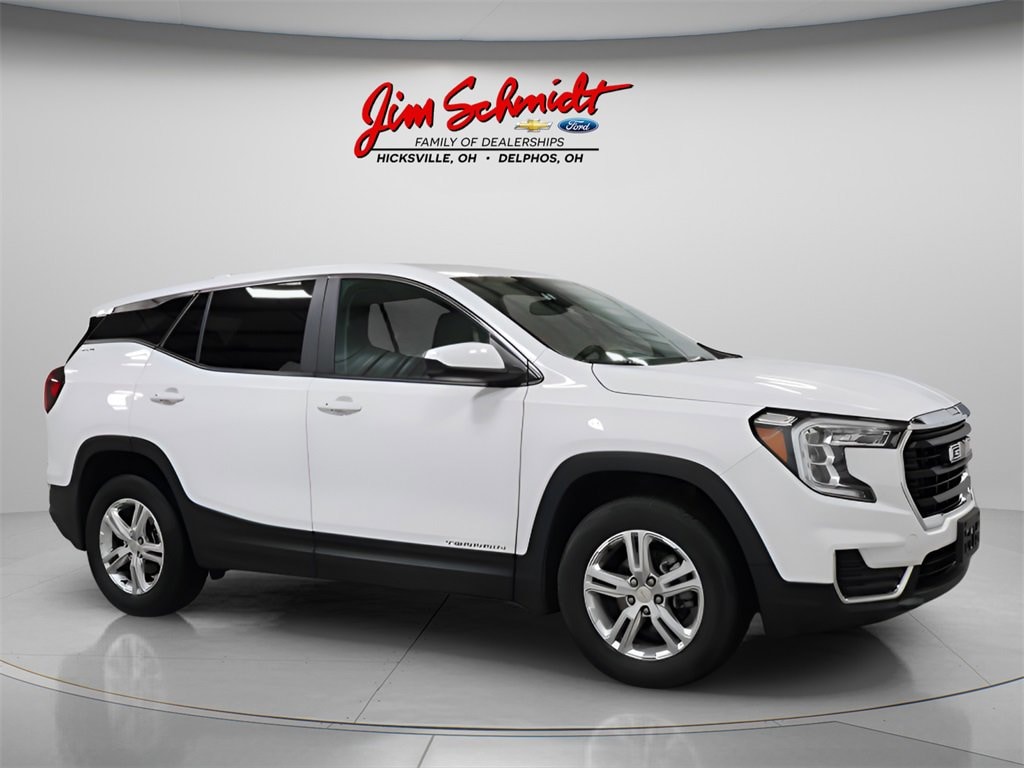 Used 2024 GMC Terrain SLE SUV