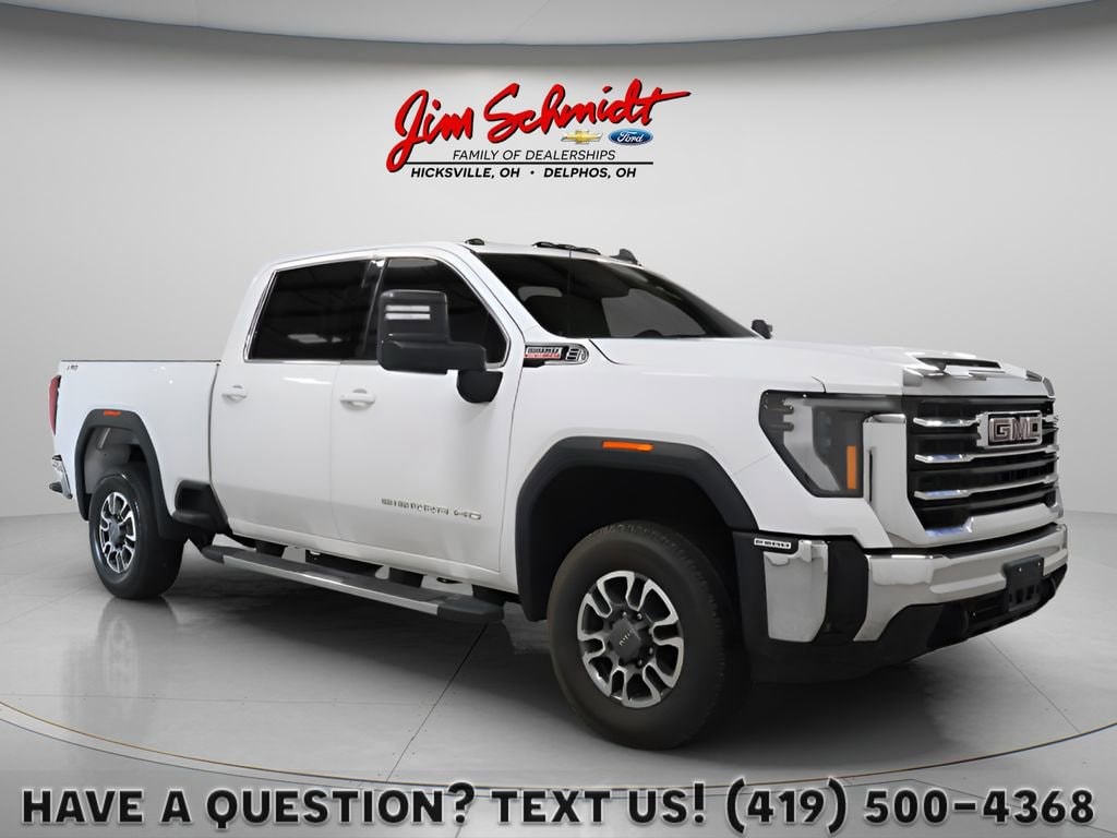 2025 GMC Sierra SLE 4WD Crew Cab Standard Box's photo