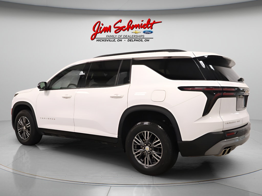 Used 2026 Chevrolet Traverse LT SUV