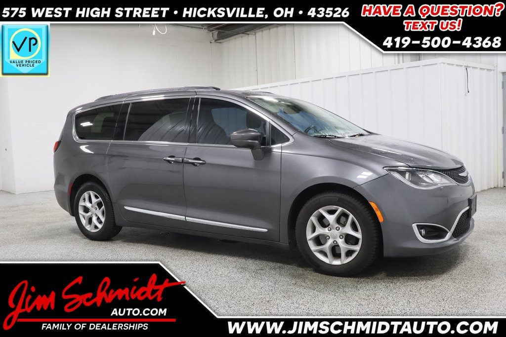 Used 2017 Chrysler Pacifica Touring-L Van