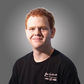 Staff member DRAVEN BROWN from ID_6179a6bee391