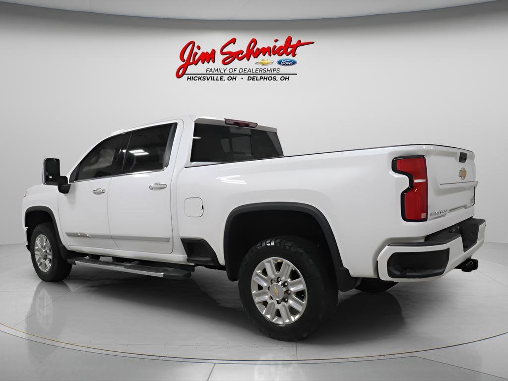 Used 2025 Chevrolet Silverado 3500 HD High Country Truck Crew Cab