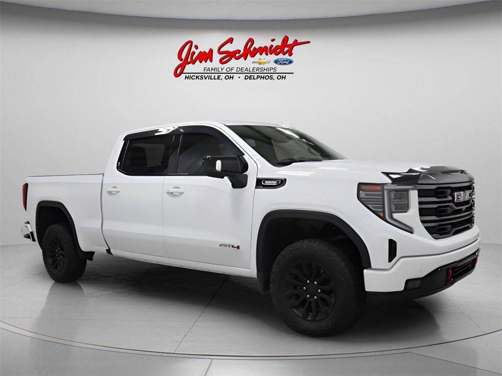 2023 GMC Sierra 1500 AT4's photo