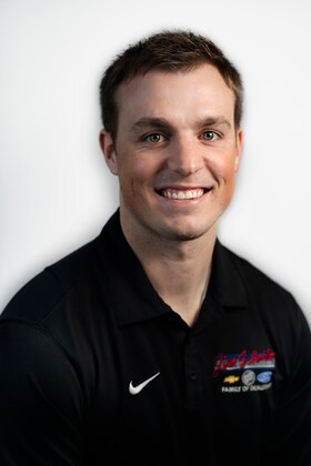 Staff member TAYLOR BROWN from ID_26f6c7144582