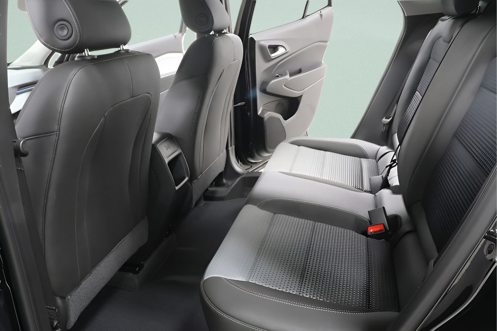 2026 Chevrolet Trax LT - Photo 24