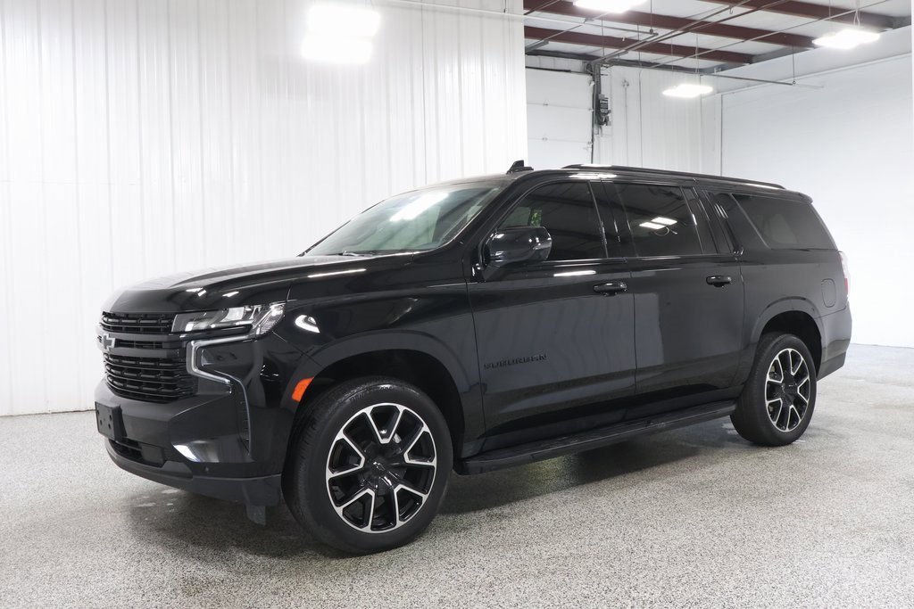2024 Chevrolet Suburban RST photo 2