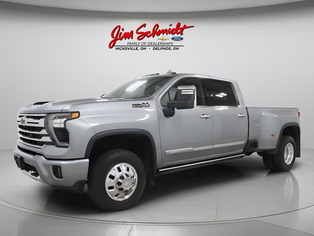 Used 2025 Chevrolet Silverado 3500 HD High Country DRW Truck Crew Cab