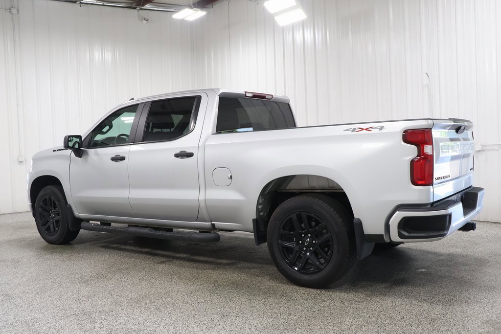 2022 Chevrolet Silverado 1500 Custom photo 3