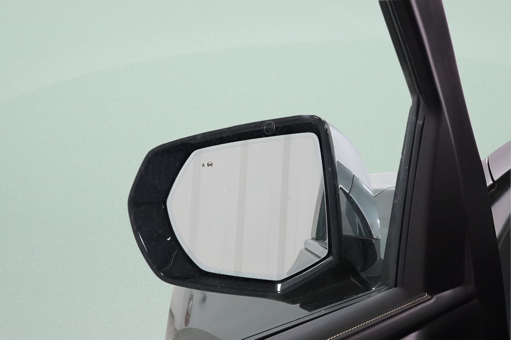 2024 Chevrolet Tahoe Premier - Photo 26